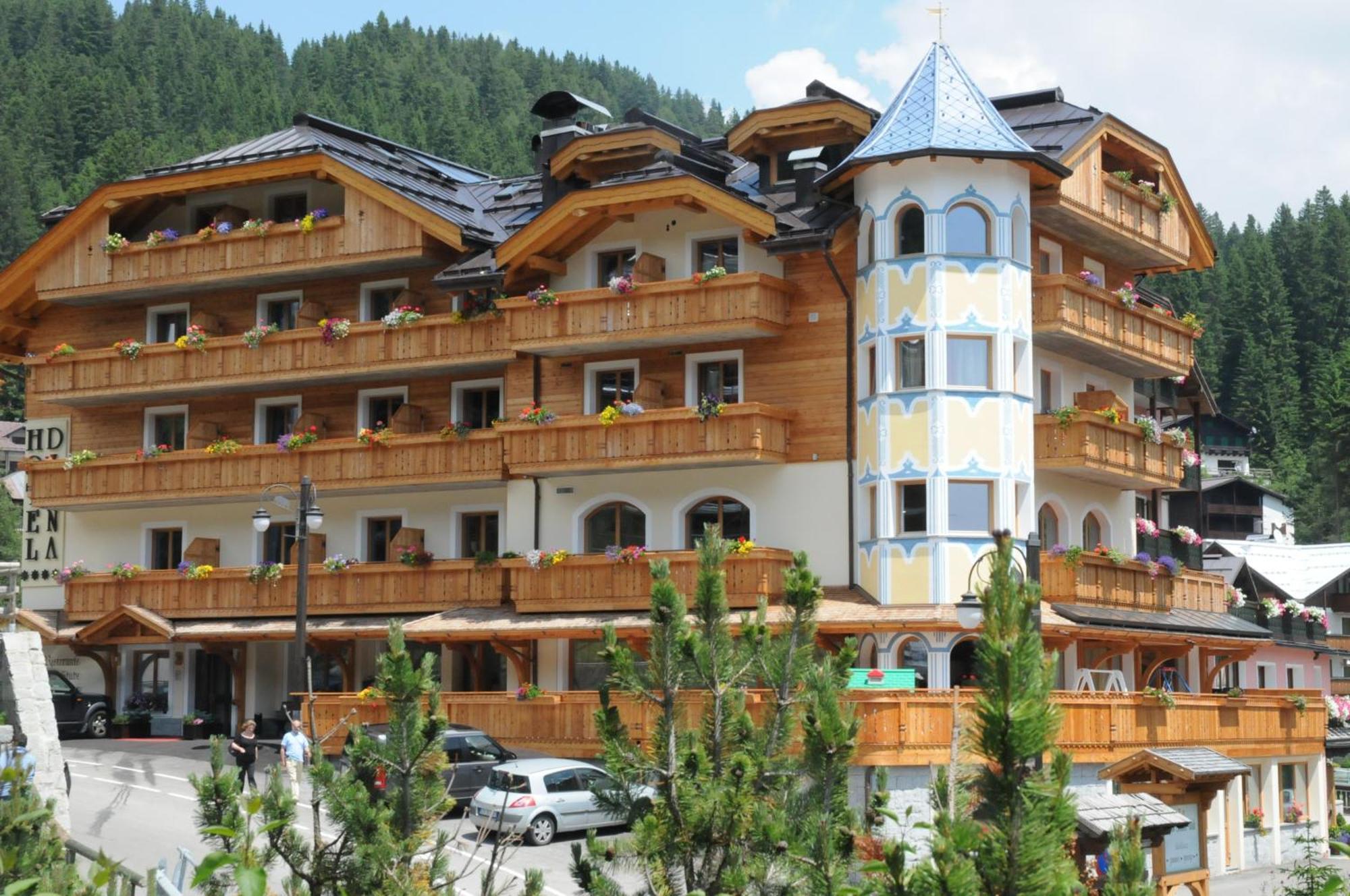 Boutique Hotel Diana Мадонна-ди-Кампильо Экстерьер фото