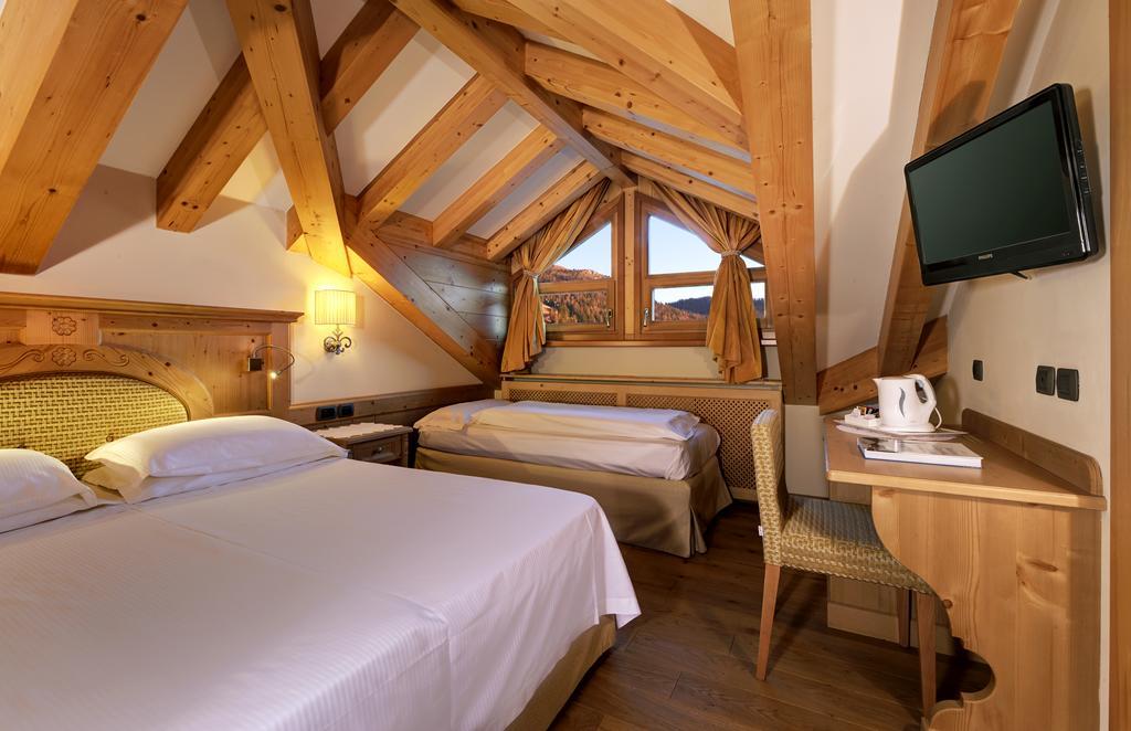 Boutique Hotel Diana Мадонна-ди-Кампильо Экстерьер фото