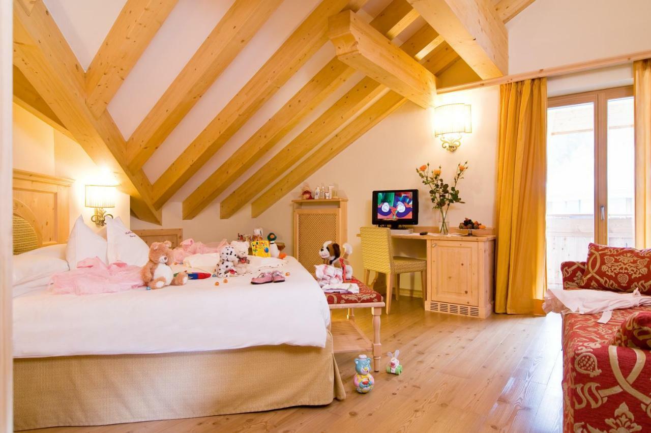 Boutique Hotel Diana Мадонна-ди-Кампильо Экстерьер фото