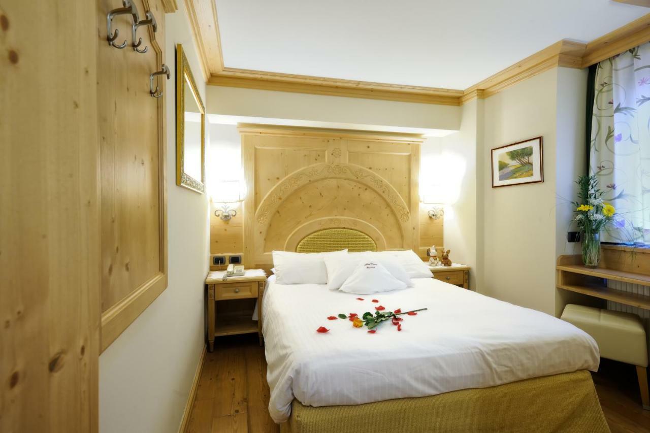 Boutique Hotel Diana Мадонна-ди-Кампильо Экстерьер фото