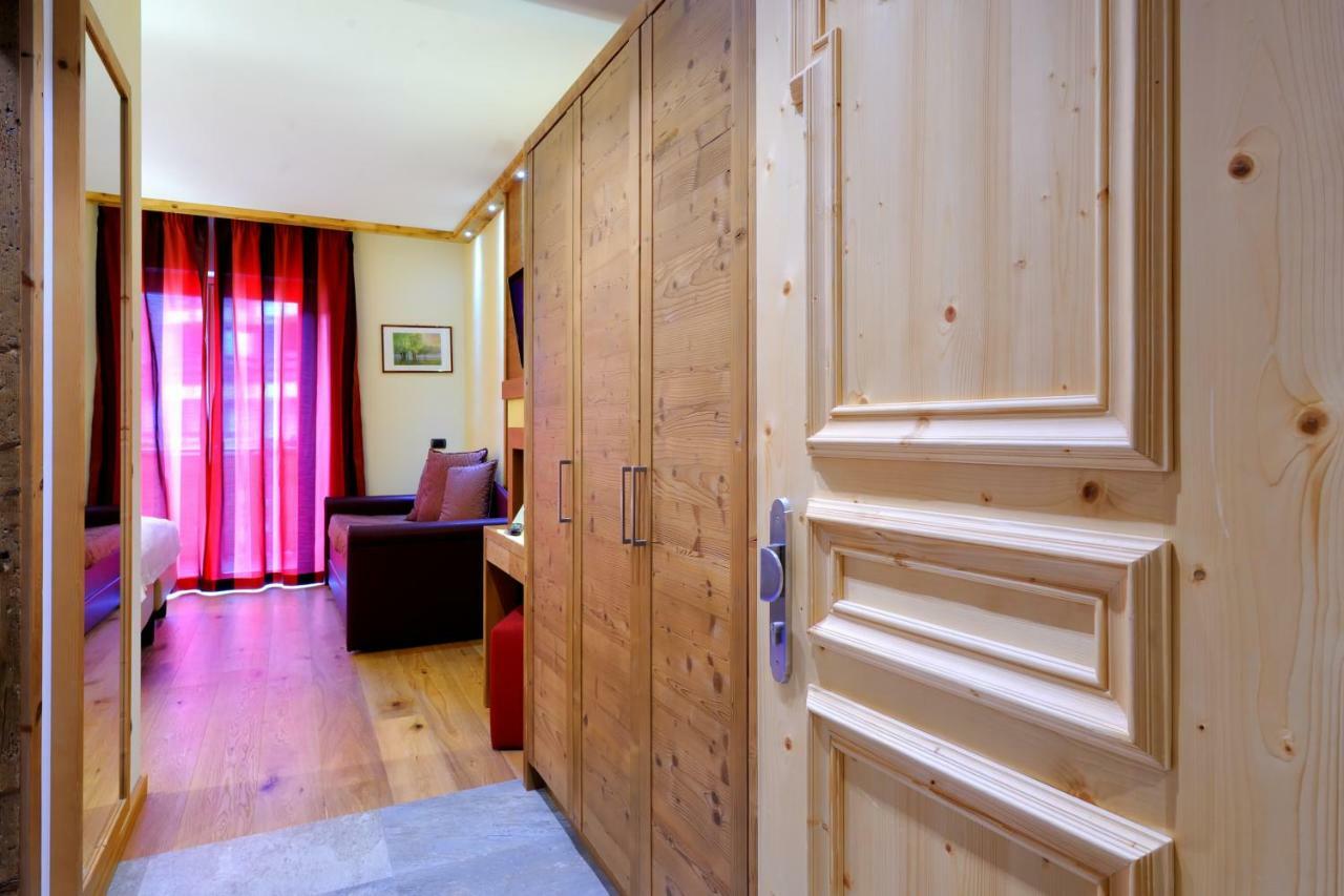 Boutique Hotel Diana Мадонна-ди-Кампильо Экстерьер фото