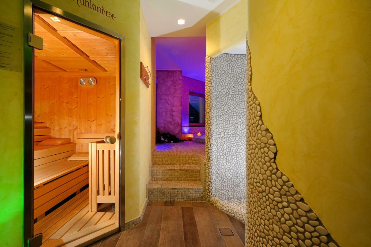 Boutique Hotel Diana Мадонна-ди-Кампильо Экстерьер фото