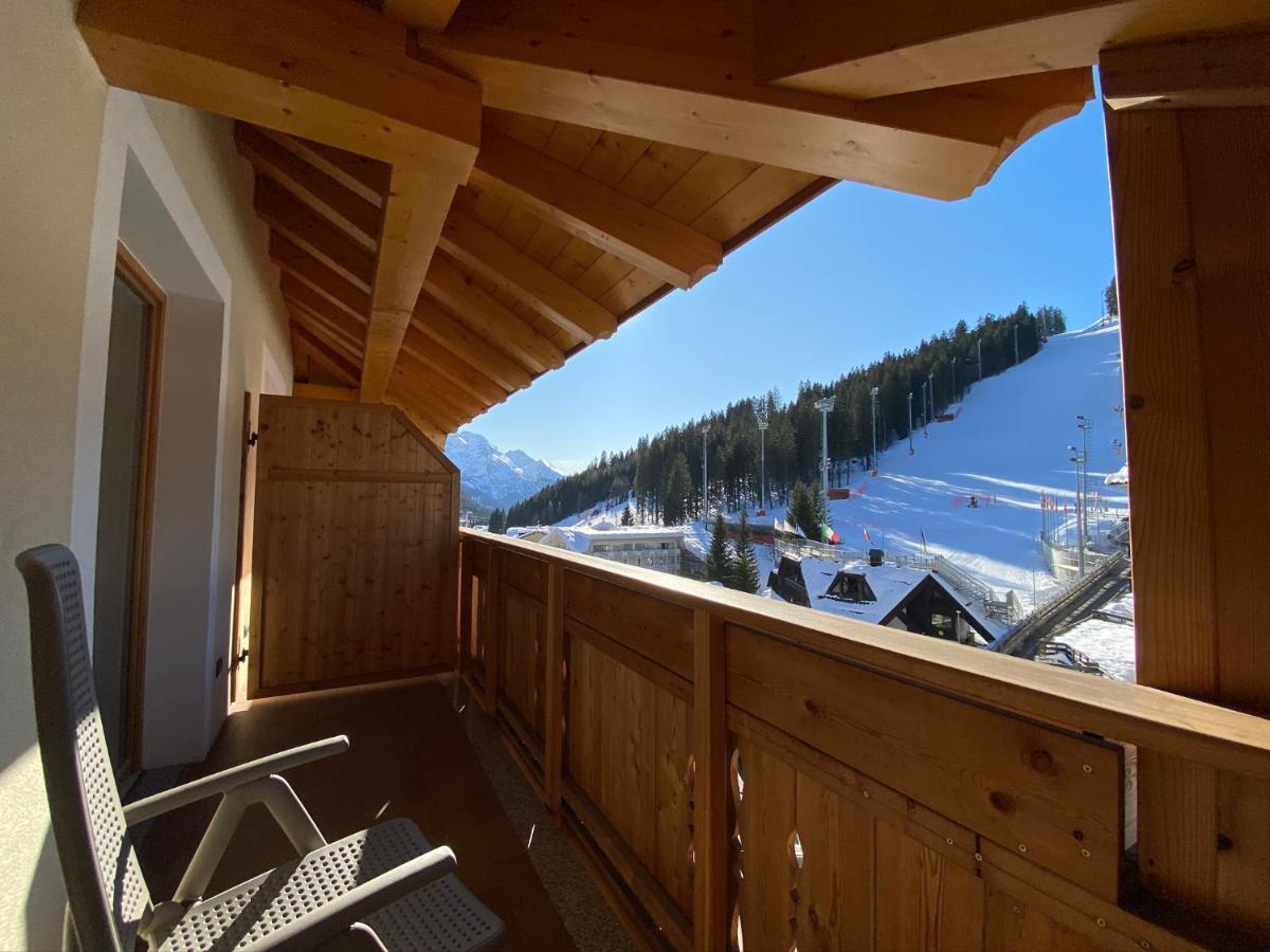 Boutique Hotel Diana Мадонна-ди-Кампильо Экстерьер фото