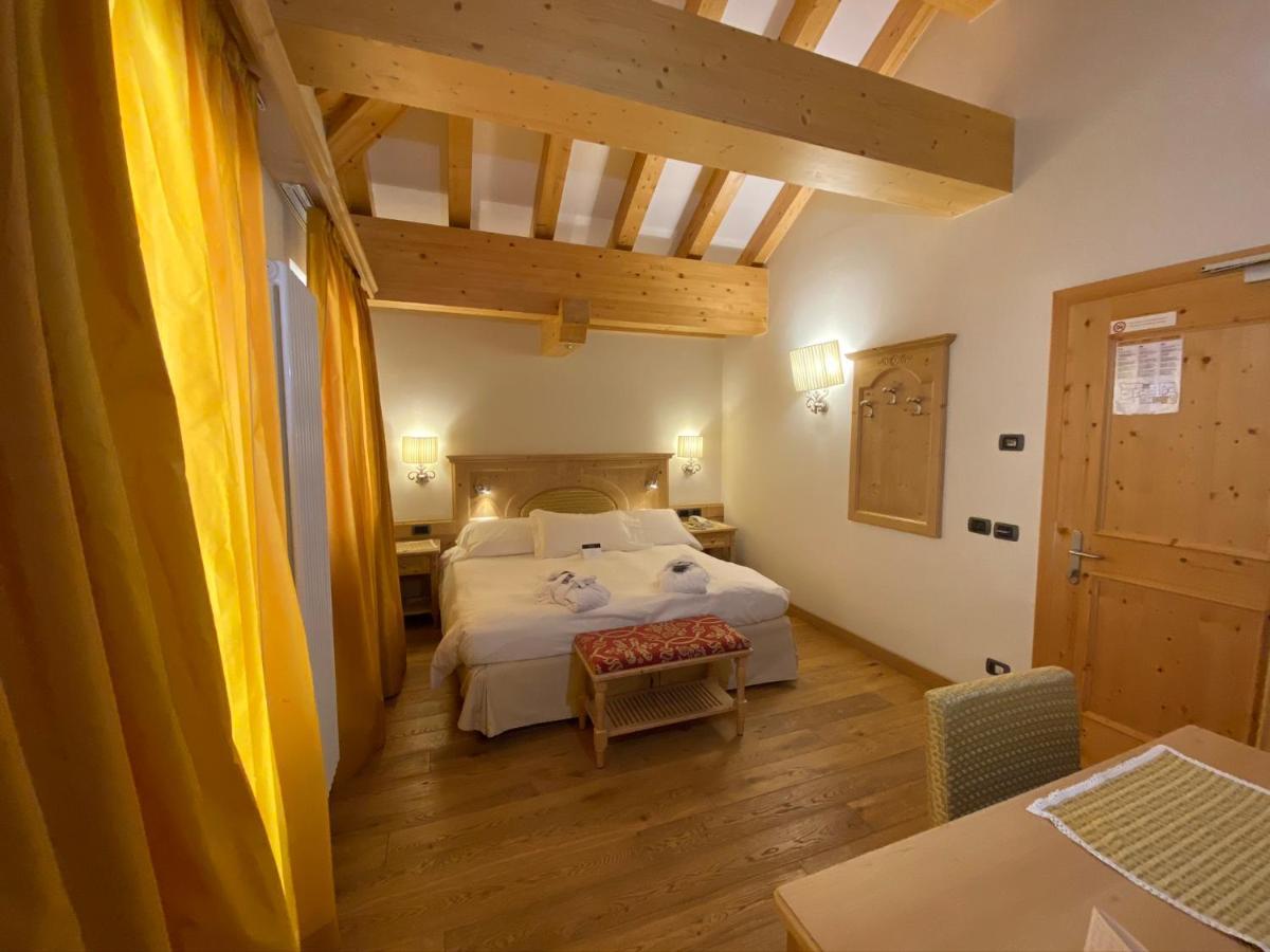 Boutique Hotel Diana Мадонна-ди-Кампильо Экстерьер фото